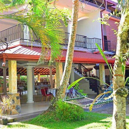 Little Villa Hotel Wadduwa Esterno foto