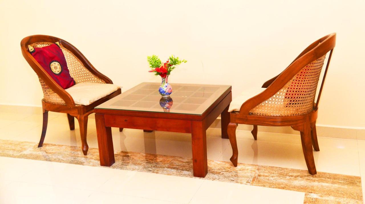 Little Villa Hotel Wadduwa Esterno foto